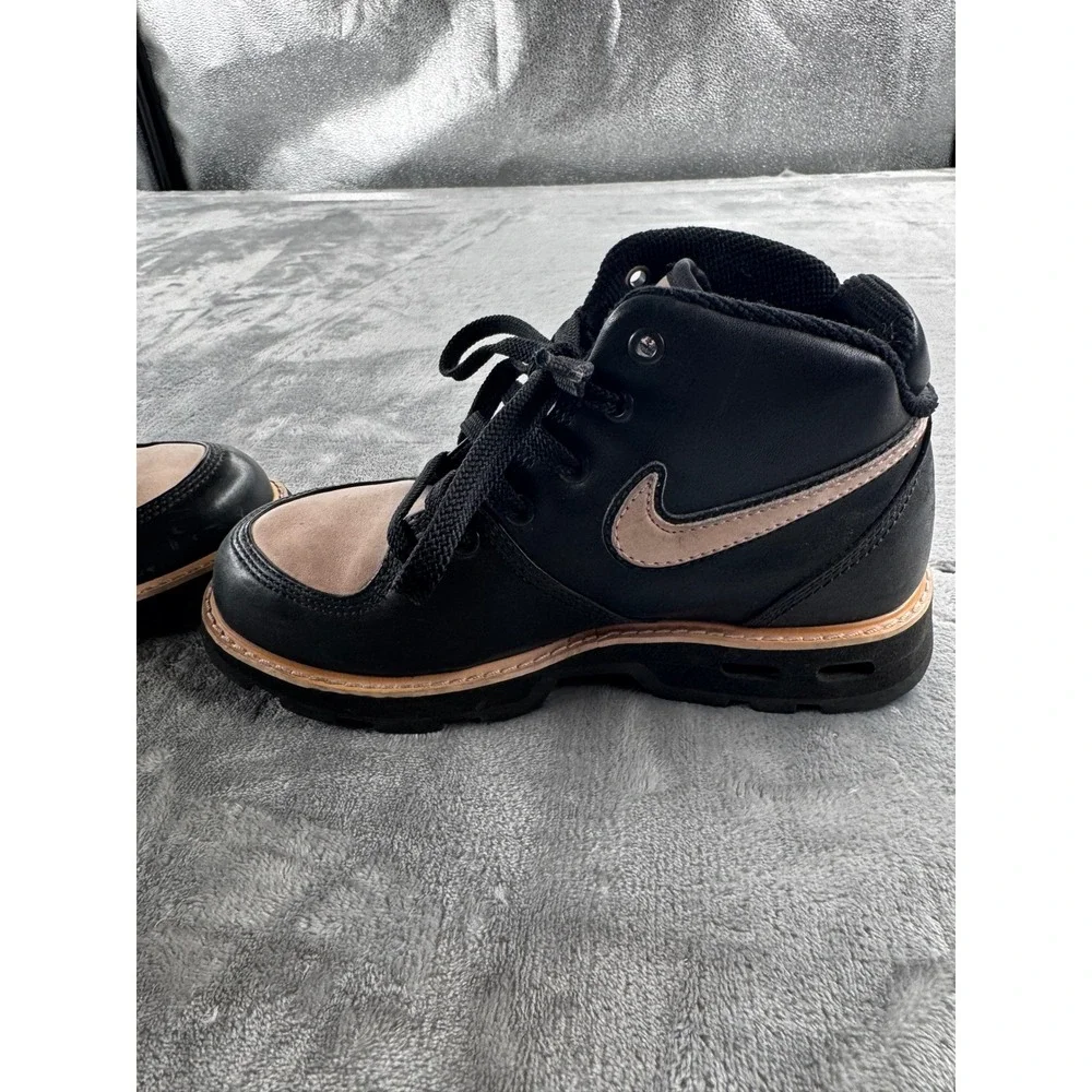 Nike Manoa Leather Boots Womens 7.5 Black Tan Mid Top Hiking Sneakers 308671-061